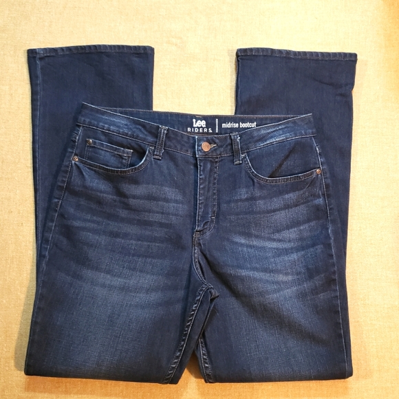 Lee Riders Womens Size 12 M Pockets Mid Rise Bootcut Denim Blue Jeans - Picture 8 of 10
